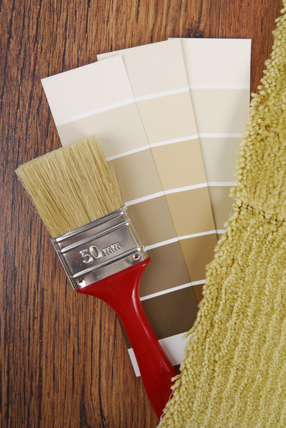 Wybór koloru farby i dywan do wnętrza - Zdjęcie, obraz