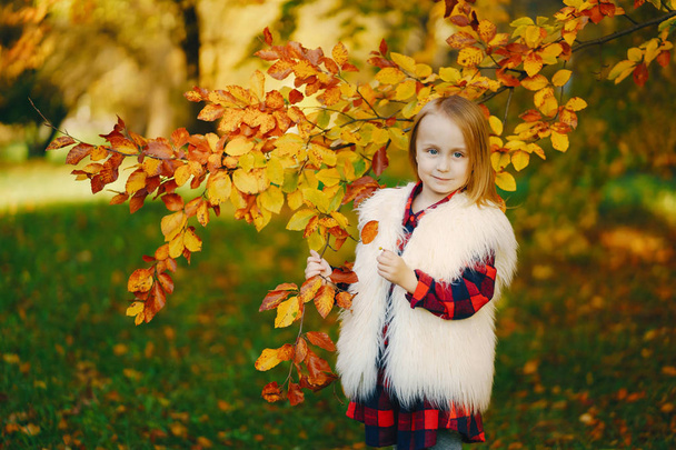 little stylish girl - Foto, Imagen