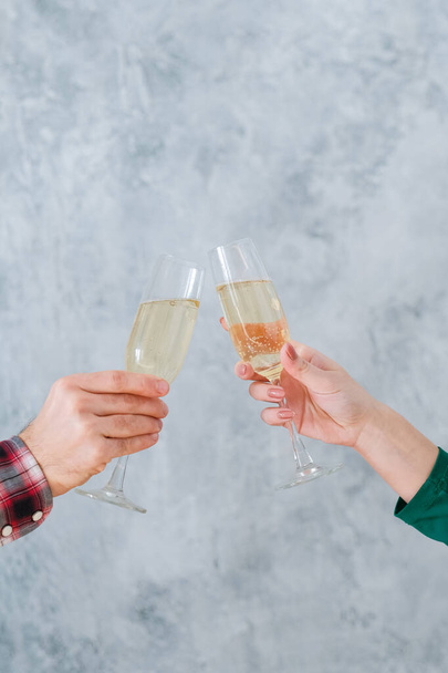 романтическое свидание шампанское текстурированный фон стены
 - Фото, изображение