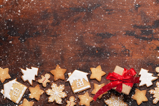 Χριστούγεννα ευχετήρια κάρτα με μελόψωμο cookies - Φωτογραφία, εικόνα