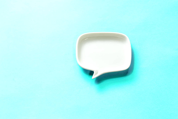 white Blank dialog speech bubble Isolated on sky blue Background - Foto, afbeelding