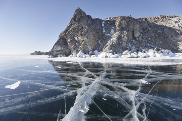 Borga-Dagan island. Lake Baikal winter landscape - Foto, Bild