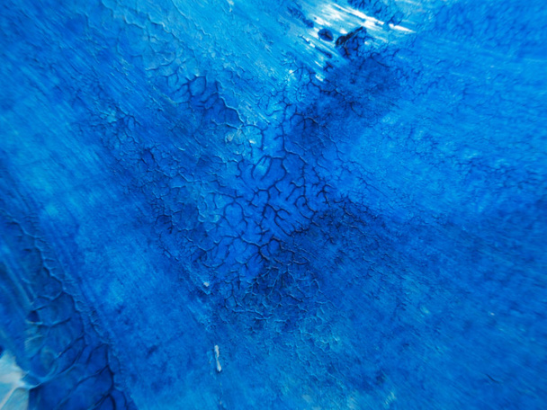 Sinivalkoinen akryyli maalaus rakenne valkoisella paperilla tausta käyttämällä rorschach mustetahra menetelmällä
. - Valokuva, kuva