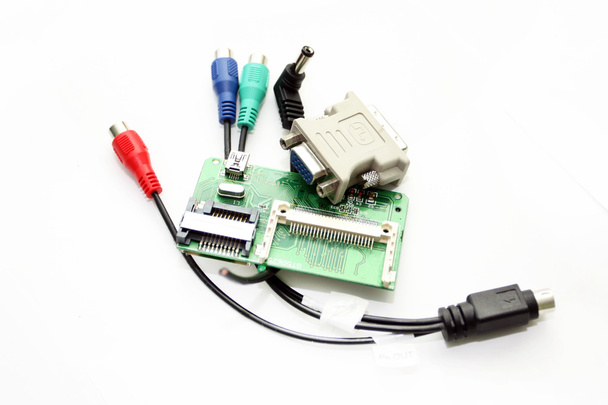 verschillende kabels en adapters met een chip - Foto, afbeelding