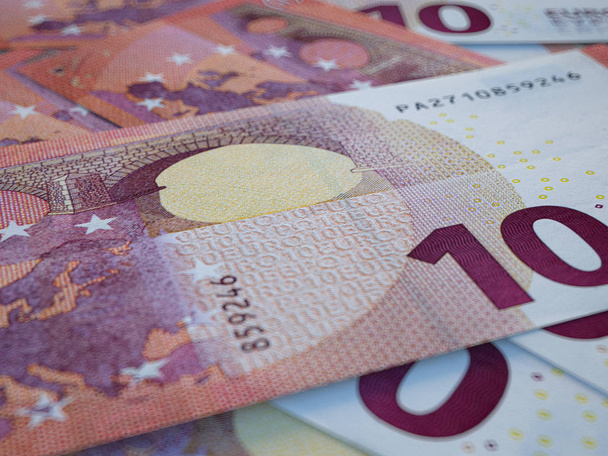 Europäisches Geld. Euro, die offizielle Währung der Eurozone. Finanzierungen - Foto, Bild