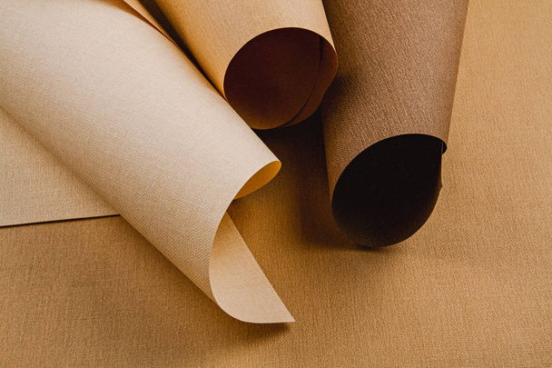 Abstraktní pozadí rolovacích archů z různých texturovaných papírů  - Fotografie, Obrázek
