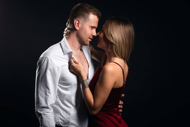Fashion photo of sexy luxurious elegant couple in the tender passion - Fotó, kép