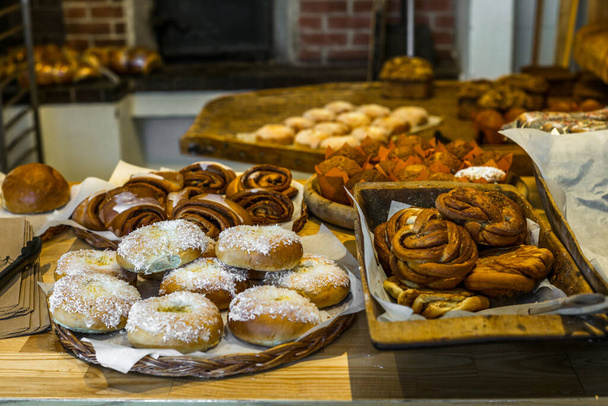 Pastries and cakes in a typical Norwegian bakery - 9 - Foto, Imagen