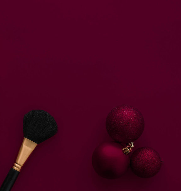 Набір косметики та косметики для бренду краси Christmas sal
 - Фото, зображення
