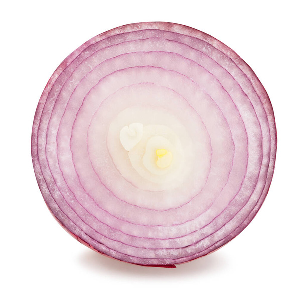 sliced red onions path isolated - Фото, изображение