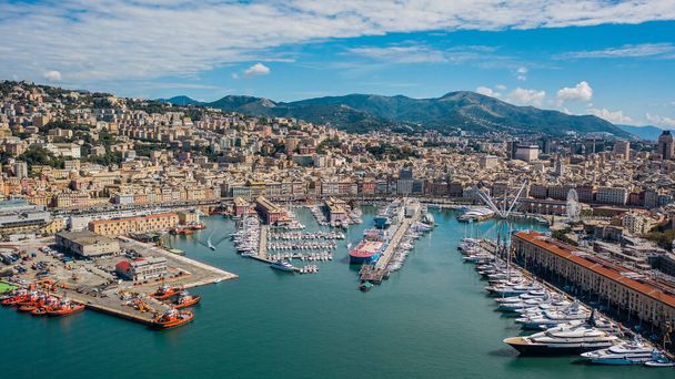 Veduta aerea di Genova - Foto, immagini