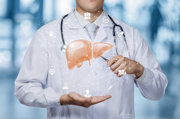 The concept of treatment of the liver. - Foto, immagini