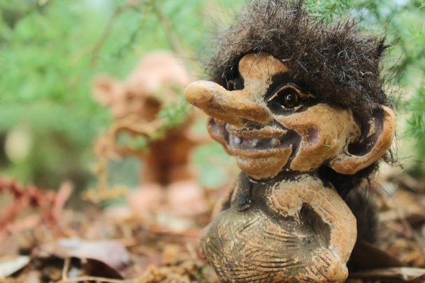 gnomes, goblins and fantastic characters meet for a walk in the woods, they seem to be beings to use during a seance, but to look at them well they don 't have a bad look
 - Фото, изображение