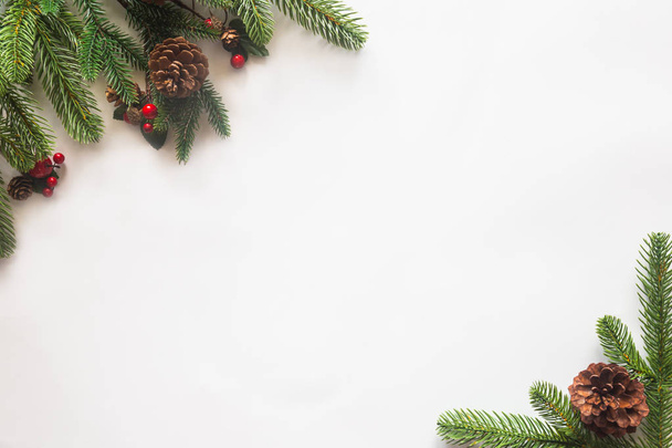 Fond de carte de Noël vacances avec boule de décoration festive
,  - Photo, image