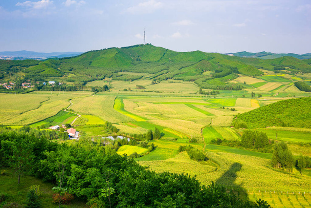 Rural countryside view of agricultural land, Dali, Yunnan, China - Foto, imagen