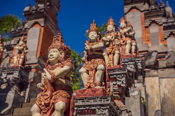 budhist temple Brahma Vihara Arama Banjar Bali, Indonesia - Valokuva, kuva