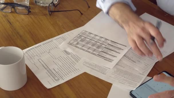 Заполнение налоговой декларации физического лица
 - Кадры, видео