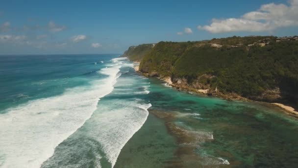 Vista aerea bellissima spiaggia. Bali,Indonesia. - Filmati, video