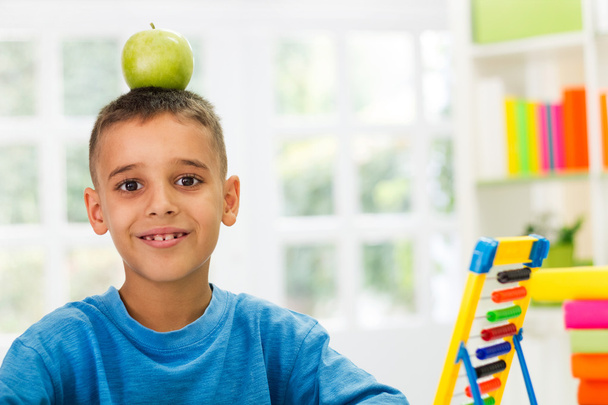 child study and have apple in head - Foto, Bild