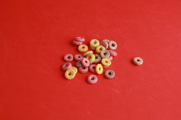 смачний барвистий круглий сніданок зернові
 - Фото, зображення