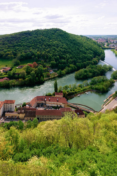 Krajina z citadely v Besanconu a řeky Doubs v Bourgogne - Fotografie, Obrázek