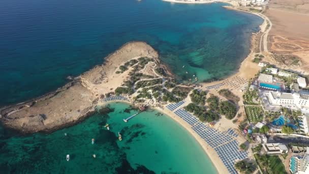 Aerial: A Makronissos strand Cipruson - Felvétel, videó