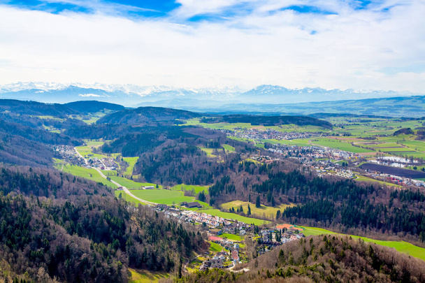Panorama of alps and towns Wettswil, Stallikon and Bonstetten from odservation tower on Uetliberg mountain - Foto, Imagem