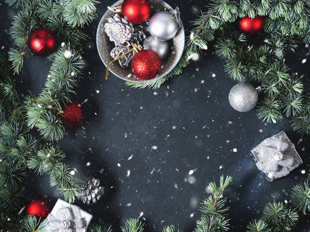 Natale sfondo festivo con neve e luce
 - Foto, immagini