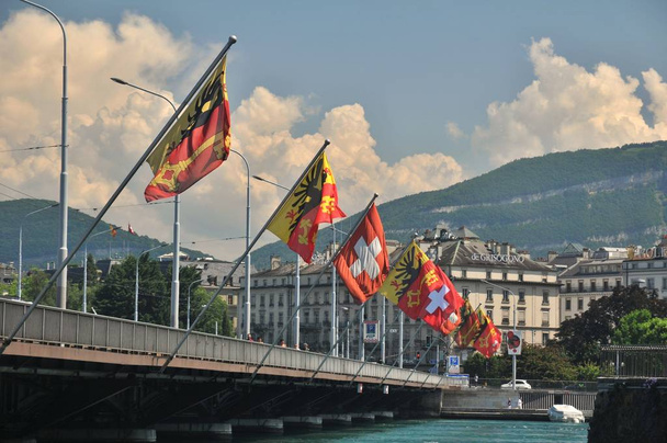 Suíça - Genebra - Pont du Mont Blanc
  - Foto, Imagem