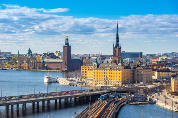 Стокгольм - Сіті на горизонті з видом на Гамла - Стен у Стокгольмі (Све). - Фото, зображення