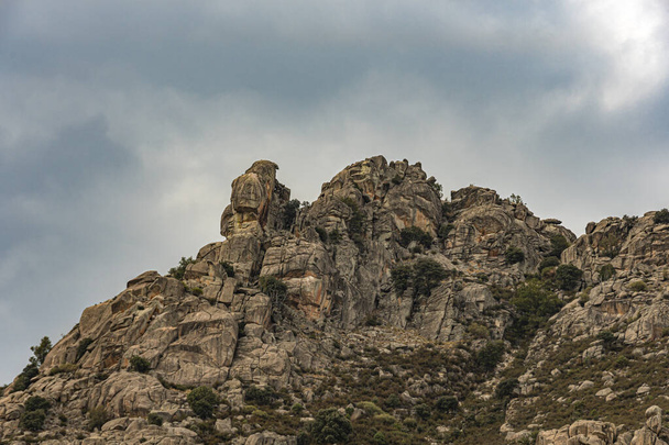 Skały w górach Guadarrama. Madryt Hiszpania - Zdjęcie, obraz