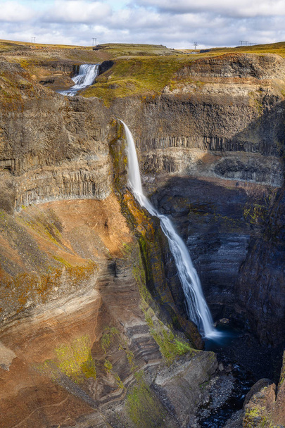 Haifoss Waterfall in the Highlands, Iceland - Foto, afbeelding