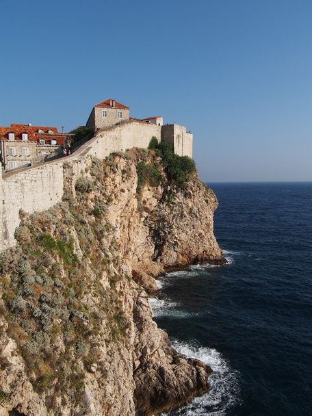 Dubrovnik Hırvatistan batıdan gördün mü eski şehir takviye edilmiş. - Fotoğraf, Görsel