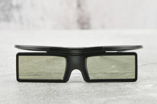 3D gözlükler. Filetley. beton üzerinde. Yazmak için yer - Fotoğraf, Görsel