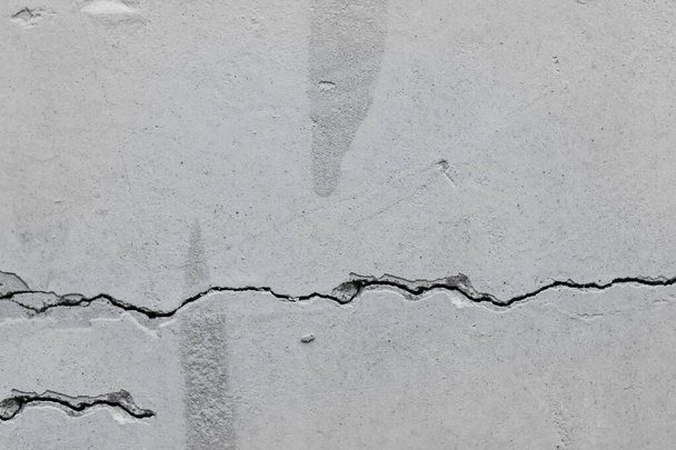 crack in an old concrete wall - Photo, Image