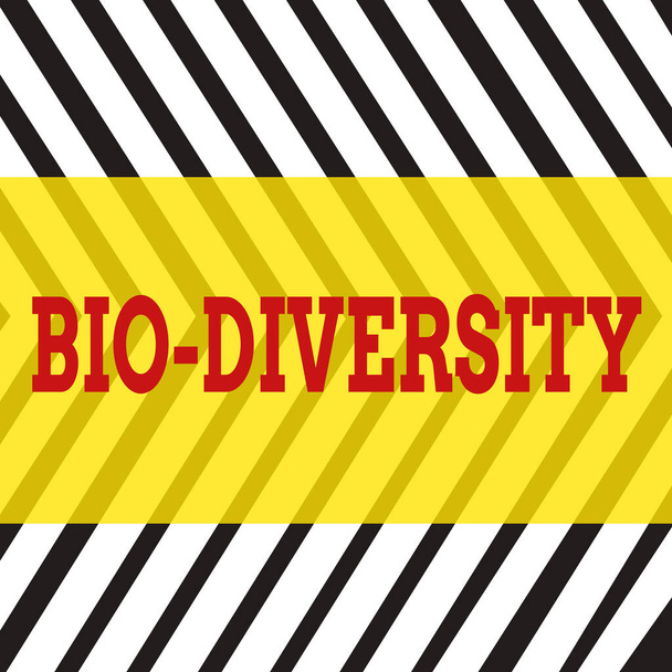 Tekst schrijven Bio Diversity. Bedrijfsconcept voor Verscheidenheid van Leven Organismen Mariene Fauna Ecosysteem Habitat Naadloze Verticale Zwarte lijnen op wit oppervlak in spiegelbeeld Reflectie. - Foto, afbeelding