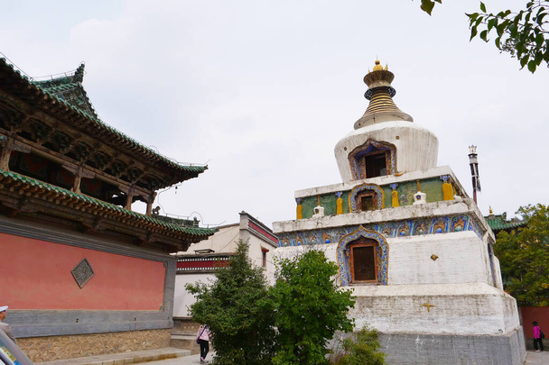 Monastero di Kumbum, Tempio Ta'er un monastero buddhista tibetano in H
 - Foto, immagini