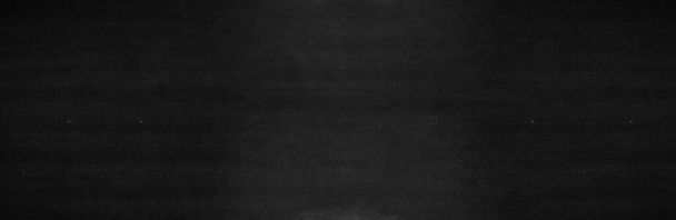 Blank Breitbildschirm Echte Kreidetafel Hintergrundtextur in College-Konzept für zurück zur Schule panoramische Tapete für Black Friday White Kreide Text zeichnen Grafik. Leere surreale Raumwandtafel blass. - Foto, Bild