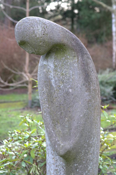 moderní socha truchlícího - Fotografie, Obrázek