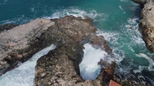 Vlucht over prachtige kust op Mallorca - Video