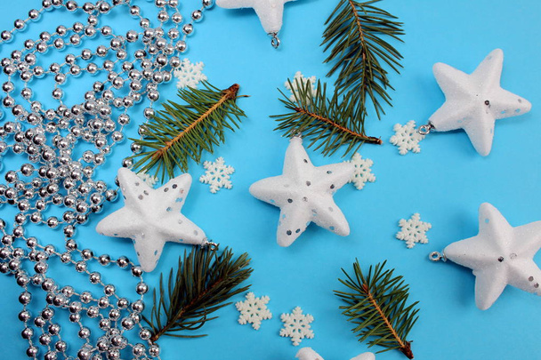 texture of christmas beads, snowflakes, stars and fir branches - Foto, immagini