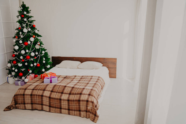 Christmas decor bedroomChristmas New Year holiday presents December - Fotografie, Obrázek