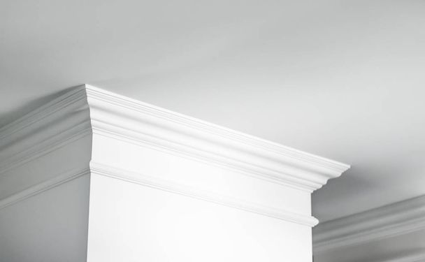 Gieten op plafond detail, interieur ontwerp en architecturale ABS - Foto, afbeelding