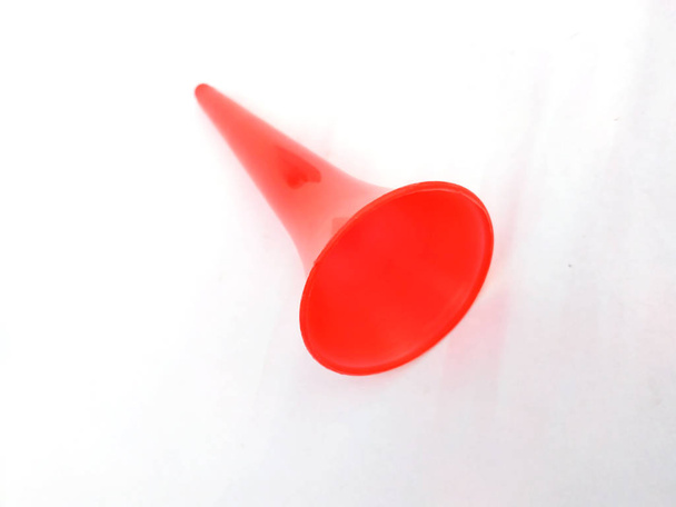 blank vuvuzela stadium plastic horn.fan vuvuzela trompeta aislada sobre fondo blanco
 - Foto, Imagen