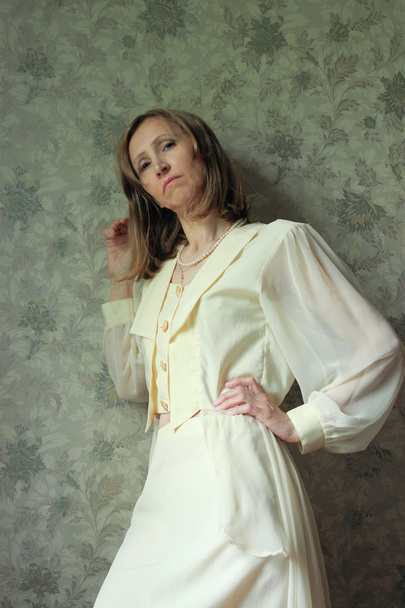 A woman in a light suit - Valokuva, kuva