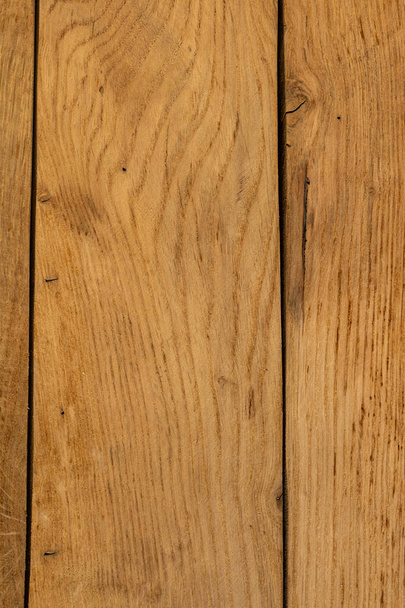 Κοντινό πλάνο ξύλινων σανίδων με φυσική υφή. Κενό ξύλινο αγριογούρουνο - Φωτογραφία, εικόνα