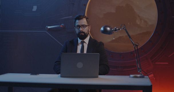 Businessman working in Martian office - Photo, Image