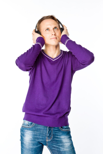 Man listens to music on headphones - 写真・画像