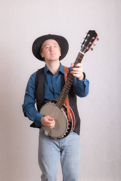 musician with banjo - Φωτογραφία, εικόνα