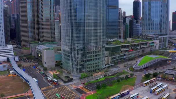 Central District: Traffic and city life in this Asian international business and financial center. Hong Kong - June 15, 2019. - Felvétel, videó